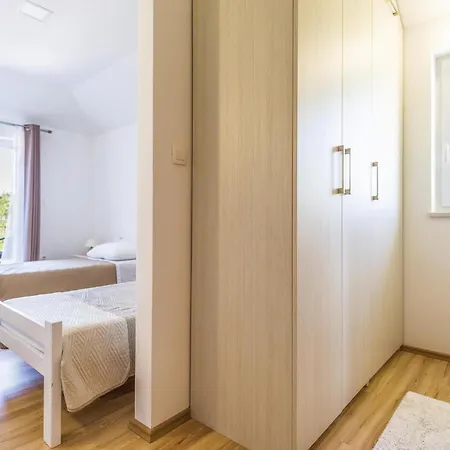 Lovely In With Kitchen